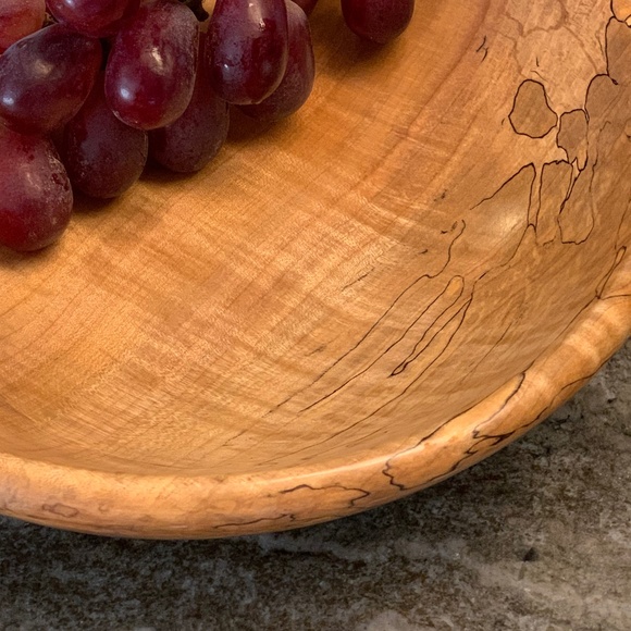 Beautiful Spalted Maple Carved Bowl. New! - Picture 5 of 14